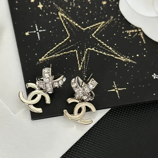 Earrings T272