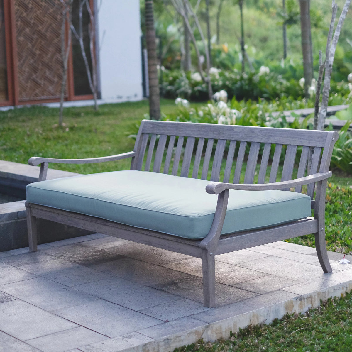 Wood Outdoor Sofa Daybed with Cushion Y4296