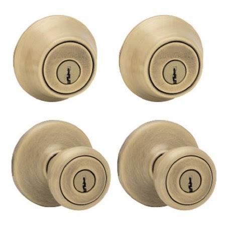 Twin Keyed Entry and Single Cylinder Deadbolt Antique Brass C882