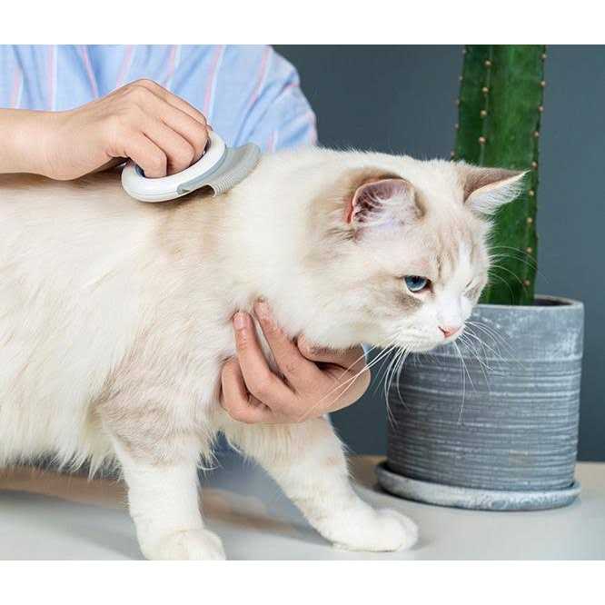 Handheld Flexible Pet Grooming Rake Comb U9756