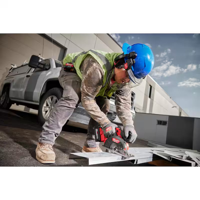 Earmuffs with Noise Reduction Rating of 26 dB Q7617