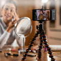 Compact 2.4 GHz Wireless Microphone System with Lightning G6802