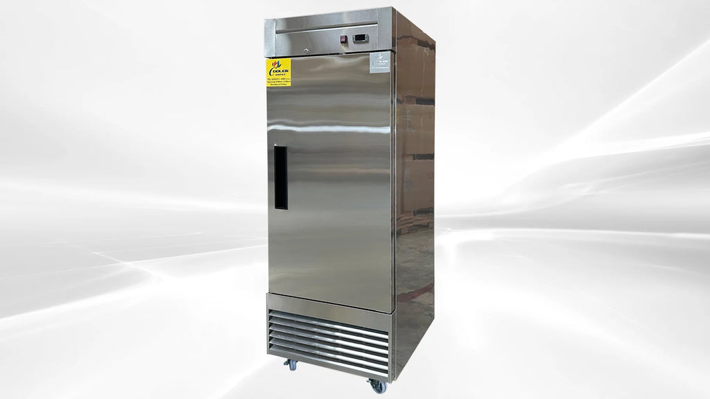 Solid Door Reach-In Freezer U4757