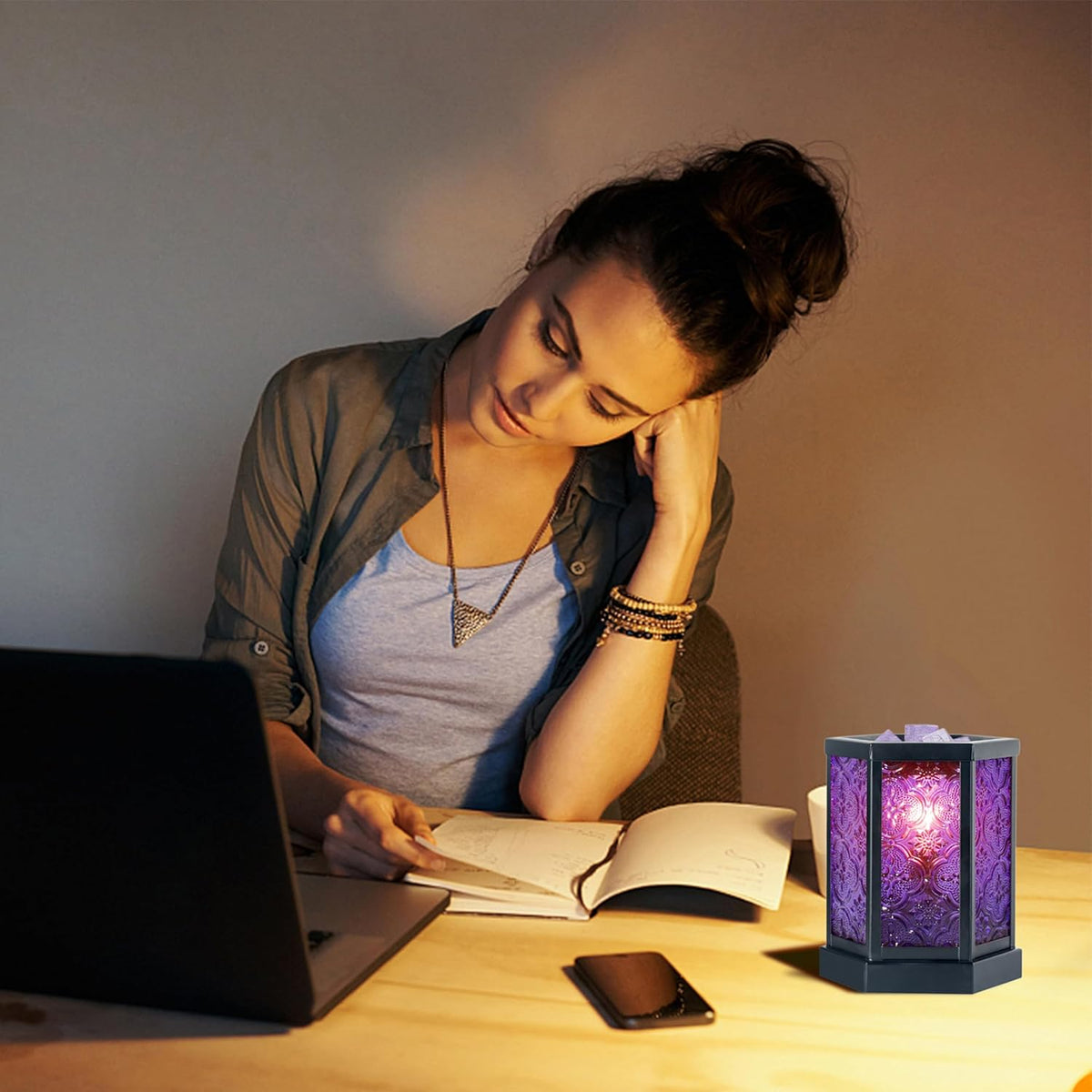 Purple Glass Electric Wax Melt Warmer M27240
