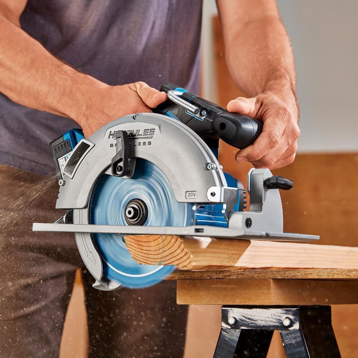 7-1/4 in. Brushless Cordless Circular Saw G991926