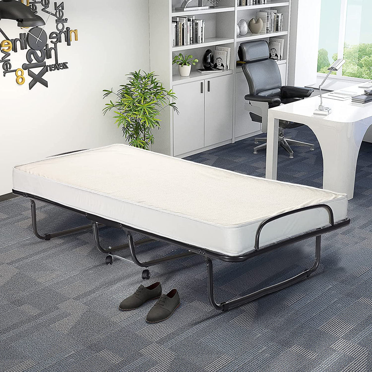 Folding Bed with Memory Foam Mattress and Metal Frame L556
