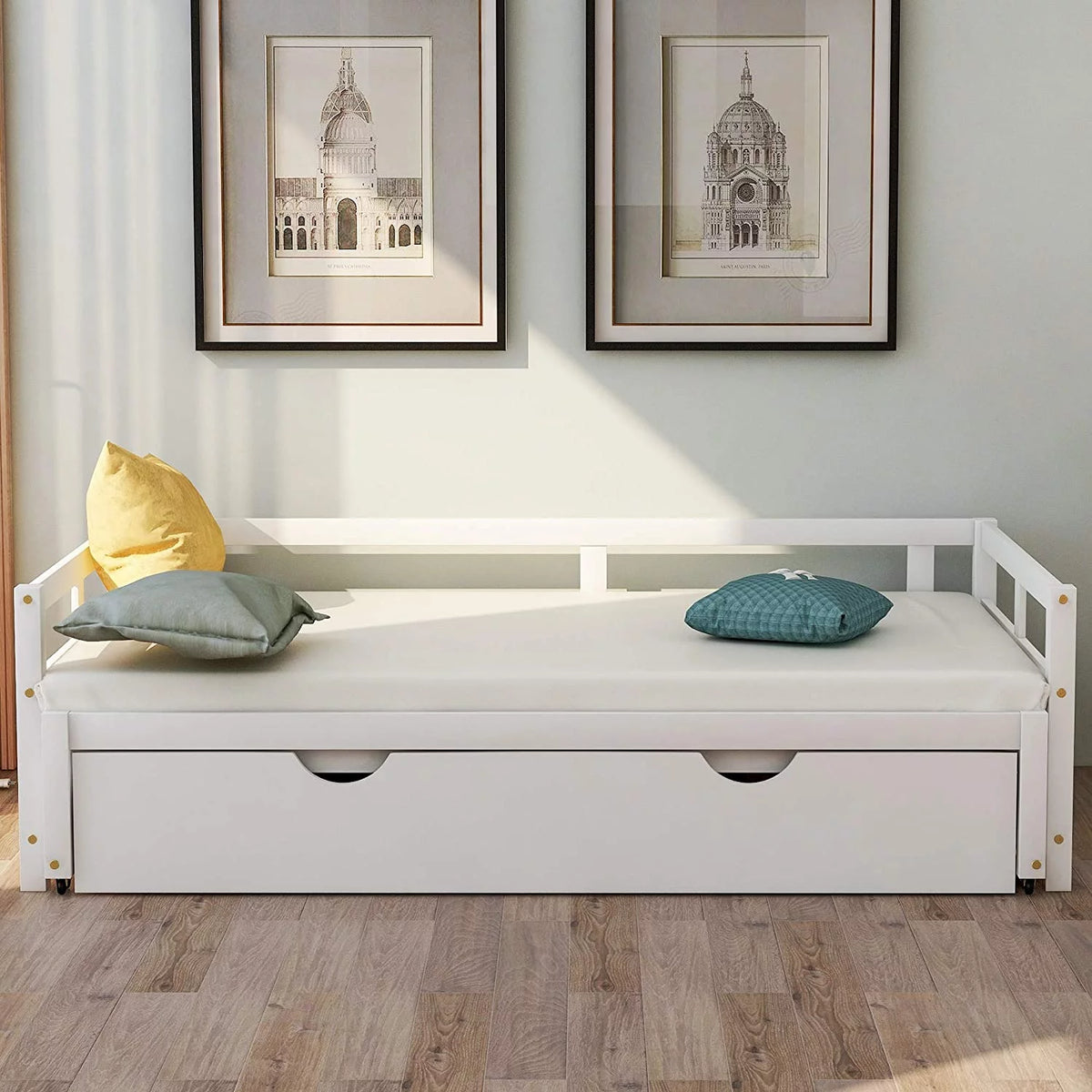 White Wood Daybed with Pull Out Trundle L58372